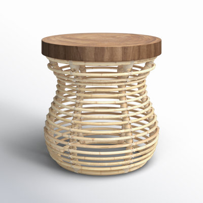 Table de bout en rotin Lottie