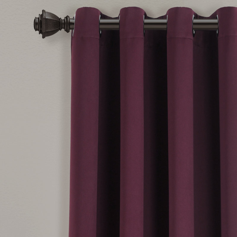 Panneaux de rideaux unis occultants et thermiques avec œillets, l 52 po x L 84 po, Prune