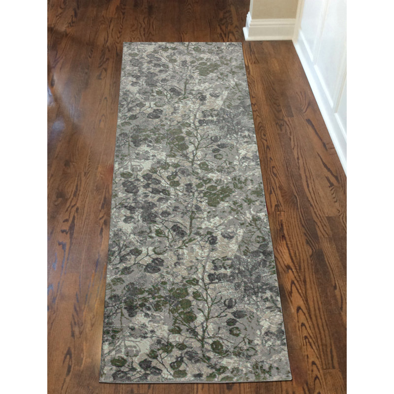 Mamane Transitional Floral Green Area Rug, Runner 2'2" x 7'7" 