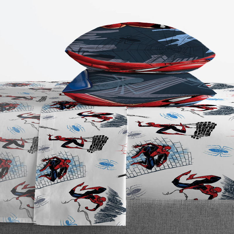 Marvel Spiderman Crawl Bed Set w/ Sham, Queen Comforter + 4 Additional Pieces