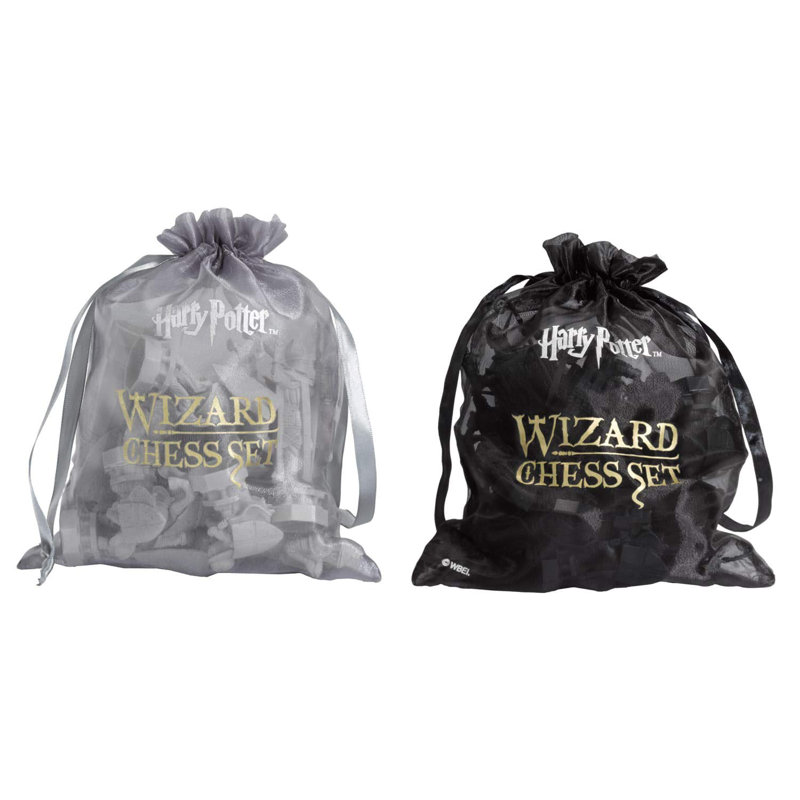 Harry Potter Wizard Chess Set with Black and White Square Board