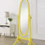Miroir de plancher traditionnel en bois de style reine Anna, finition jaune