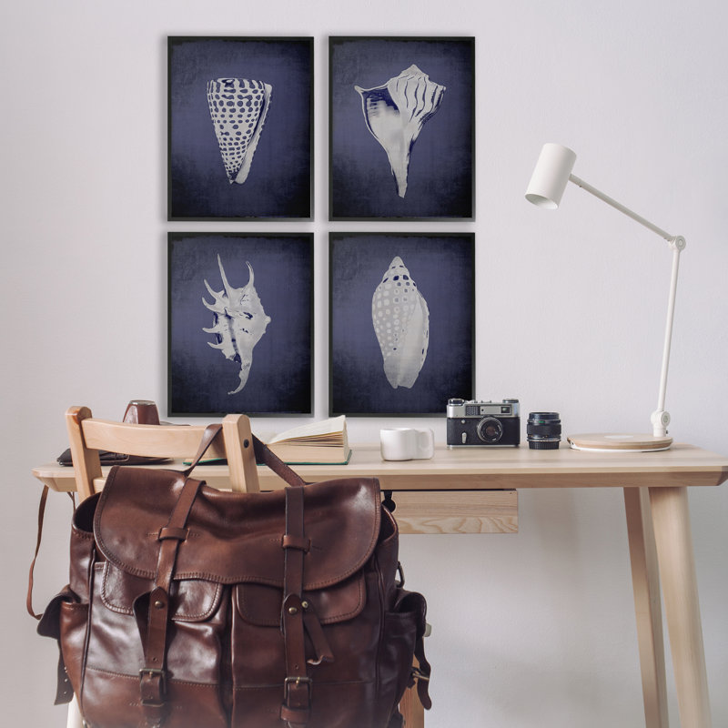  Shells on Indigo Gradient 4 PC, estampe numérique par Graffi * Tee Studios, H 20 po x l 16 po, Giclée encadrée noir minuit
