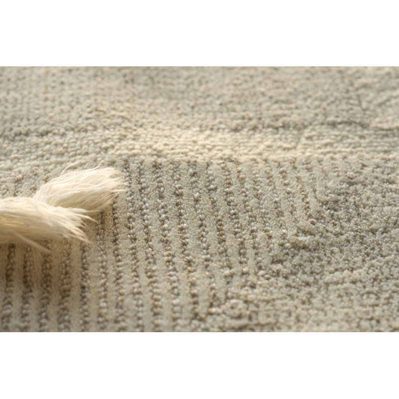 Maddox hand-tufted New Zealand Wool Ivory Area Rug, Light Beige/Ivory, Rectangle 9' x 12'