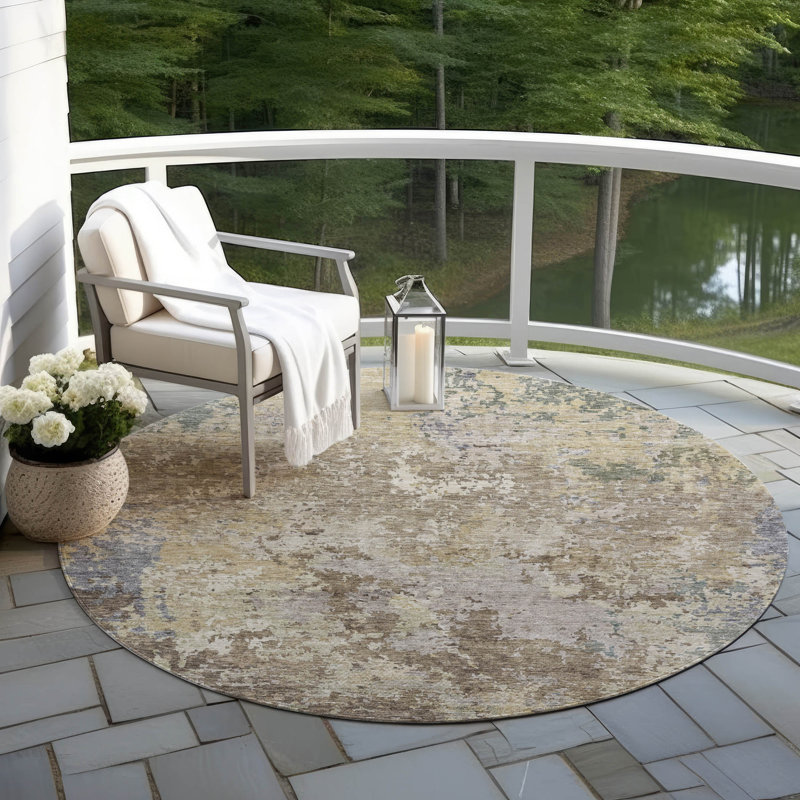 Tapis intérieur / extérieur brun Kairi , 2 pi 6 po x 3 pi 10 po