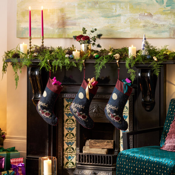 Wreaths & Garlands
