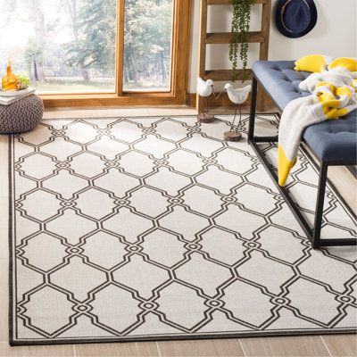 Tapis d'intérieur / extérieur à motif géométrique Miesha Performance