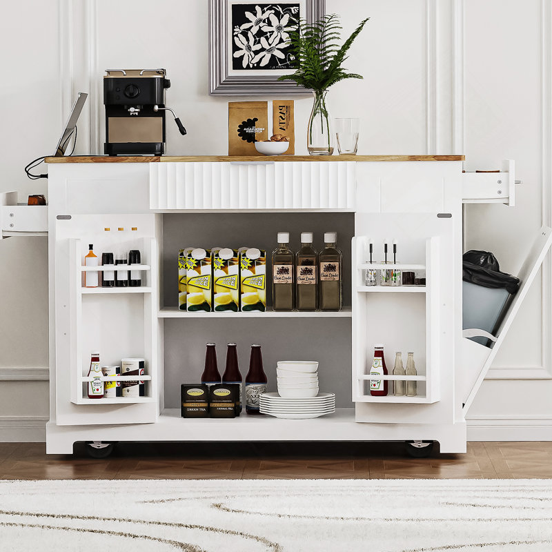 Îlot de cuisine cannelé avec armoire de rangement pour poubelle, prise de courant, support de rangement interne, îlots de cuisine roulants sur 5 roues avec 3 tiroirs, 3 supports latéraux ouverts pour poubelle de 10 gallons, blanc