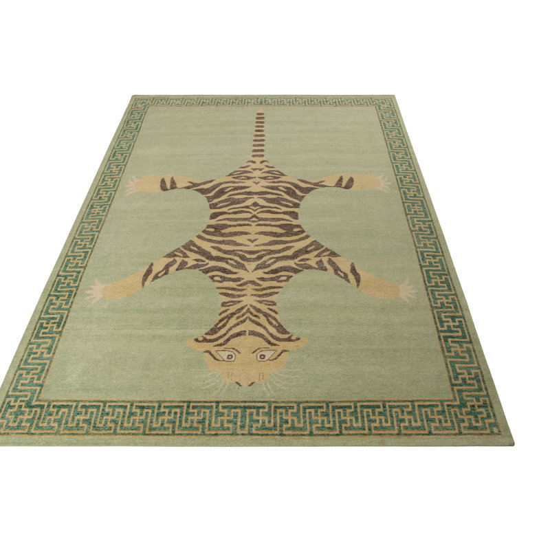 Distressed Homage Hand Knotted Wool Animal Print Area Rug, Rectangle 9' x 12'