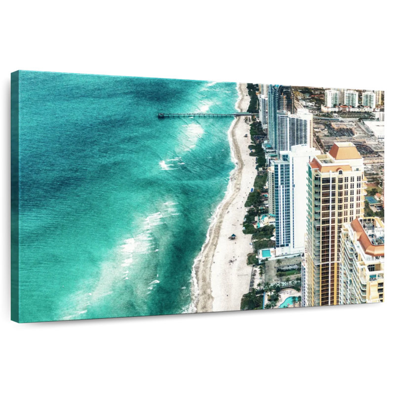 Nicci Miami Beach In Summer, 34" H x 51" W