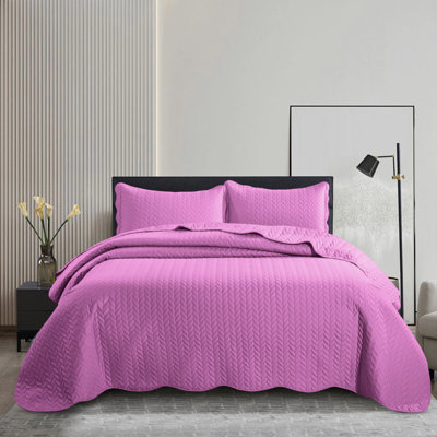 Embossed Microfiber Bedspread Set – All Seasoned Modern and Lightweight Bedding Set with Shams