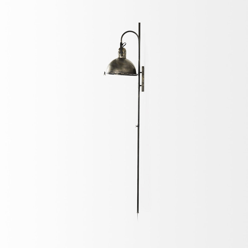 Henrickson 1 - Light Armed Sconce