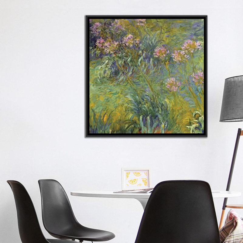 Reproduction d'art graphique sur toile, "Agapanthus, 1930-26" par Claude Monet, H 37 po x l 37 po x P 1,5 po, Pas de tapis