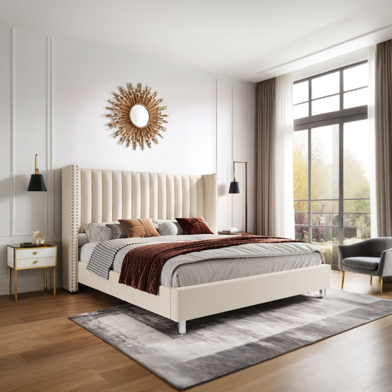 Lit plateforme tapissier Addesyn, Très grand, Crème