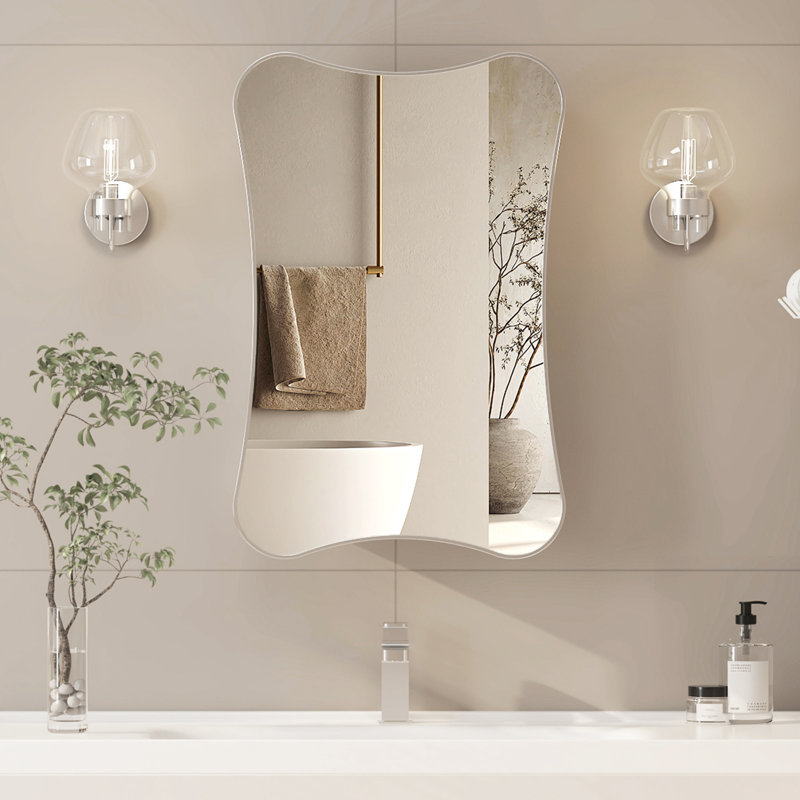 Carliee l 19,7 po H 29,9 po H fixé au mur armoire de pharmacie sans miroir fixe, Argent argent