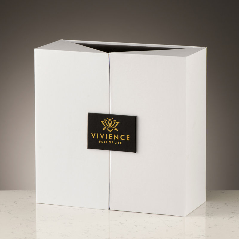 Vivience Gold Reed Diffuser with White Flower Décor