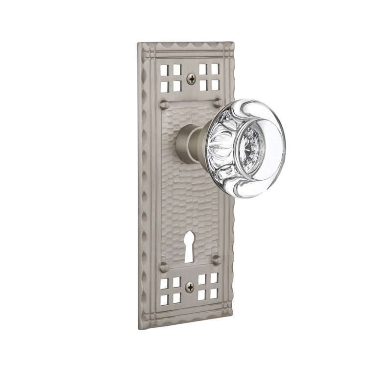 Assiette artisanale avec trou de serrure décoratif et poignée de porte ronde en cristal transparent, Nickel satiné, 2-3/8 po