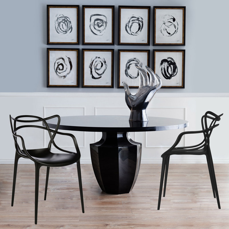 Chaise Josifas, Noir