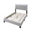 Structure de lit double 1 pièce avec capitonnage à canaux et fonction d'éclairage à DEL avec revêtement en tissu d'ameublement gris clair-108656682