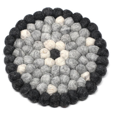 Boule de feutre à main fabriquée