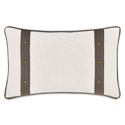 Coussin River Nailheads