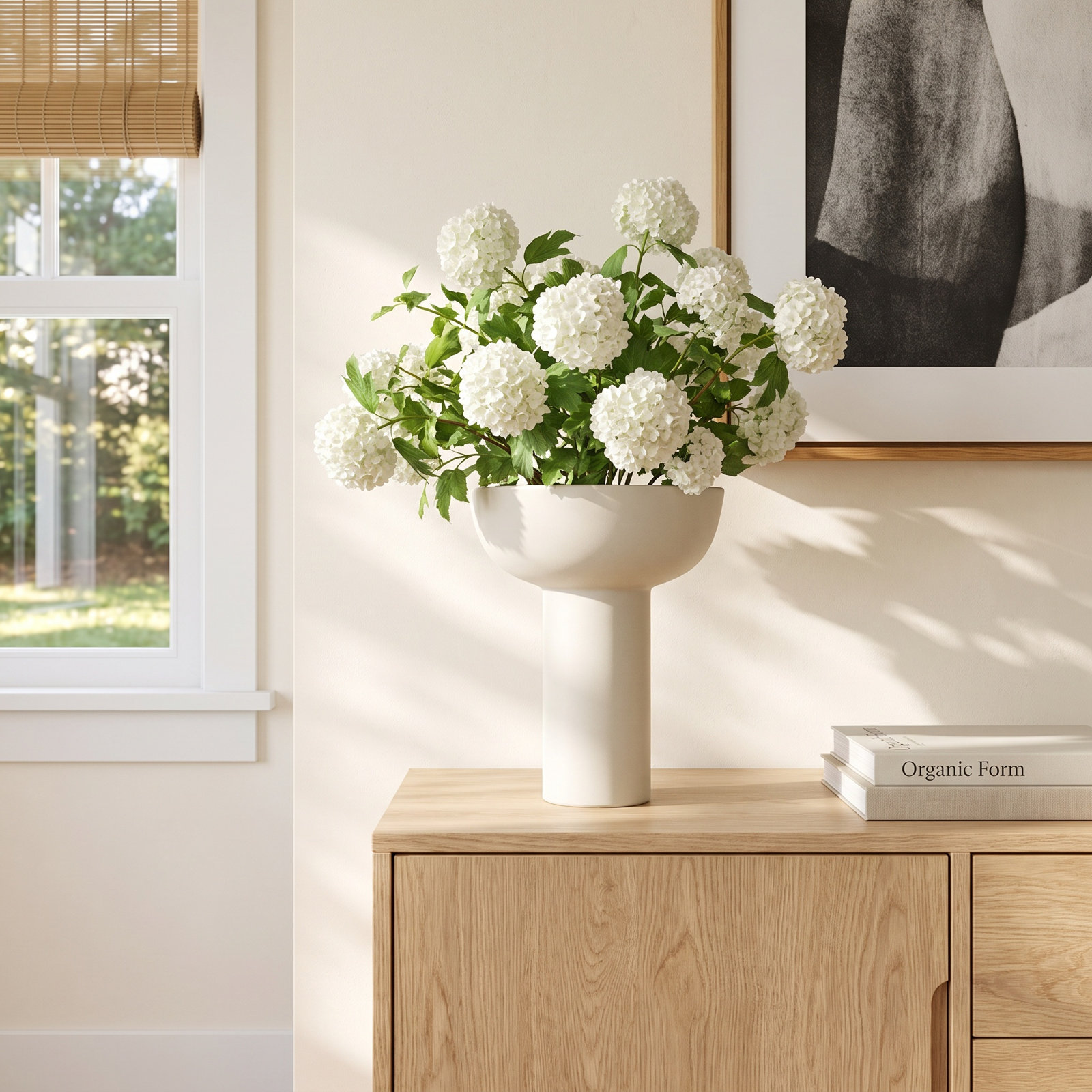 MIYABI Ceramic Table Vase, Moonbeam