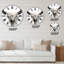 Horloge murale sur fond blanc-73150432