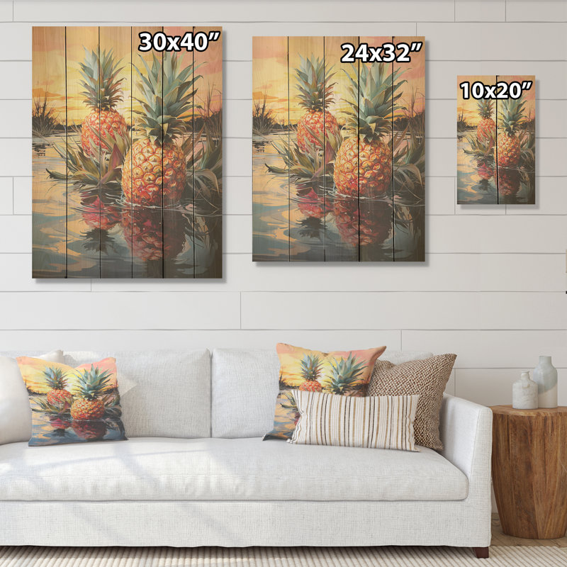 «Sunny Pineapple Serenade» au bord du lac - Ananas, art sur bois de pin naturel, H 20 po x l 10 po