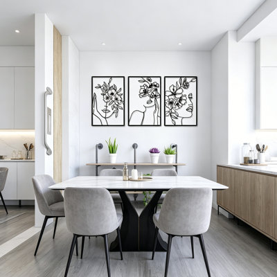 Abstract Wall Decor on Metal