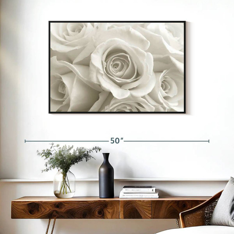 Roses blanches pures, Cadre flottant noir, 37 po x 25 po