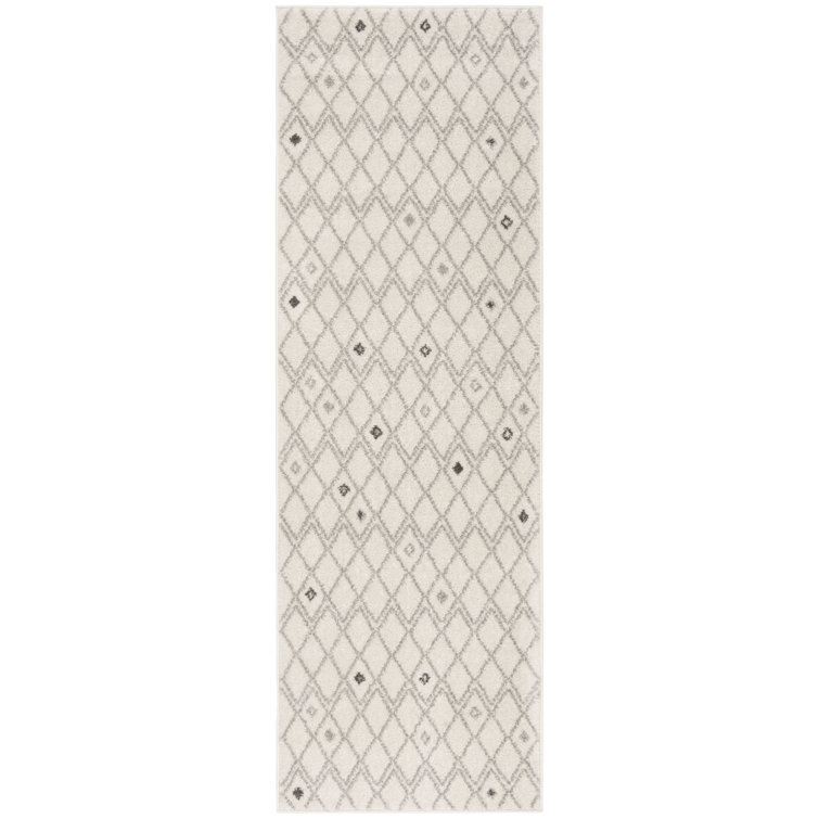 Muniz Performance Geometric Rug