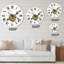 Anémone bouquet de fleurs avec branches d'eucalyptus I - Horloge murale traditionnelle-93602181
