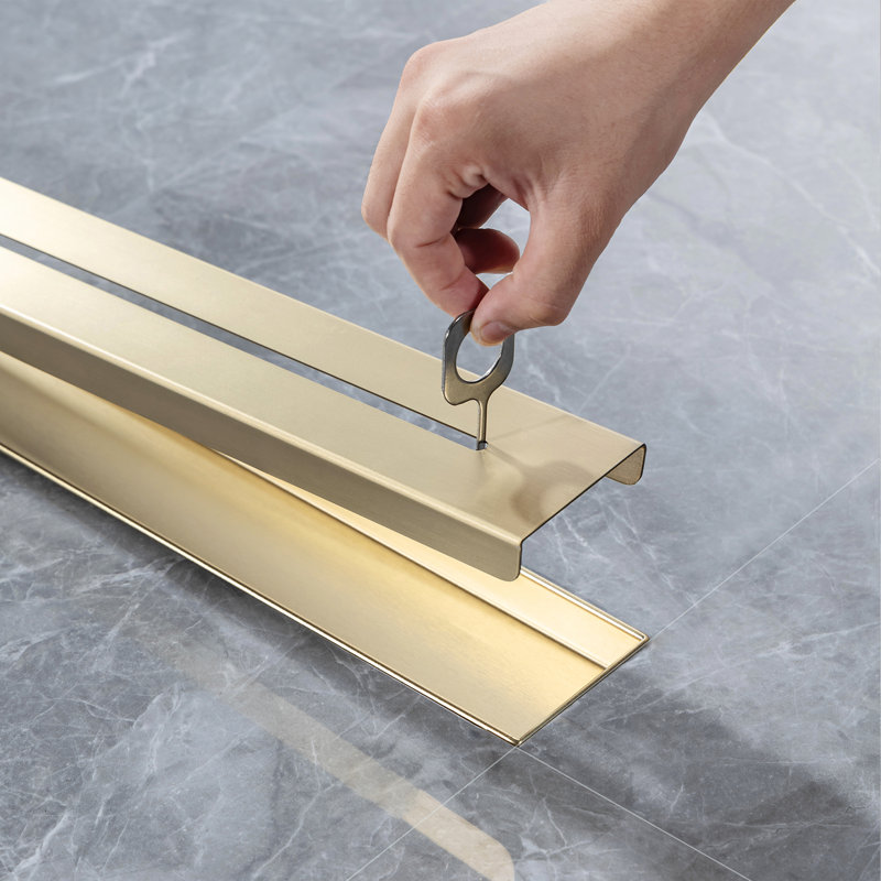 32'' W Linear Grid, Gold
