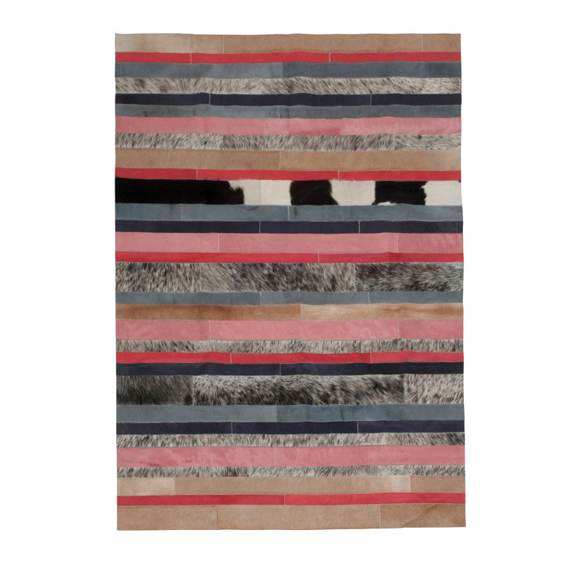 Tapis rayé en peau de vache Nueva Raya