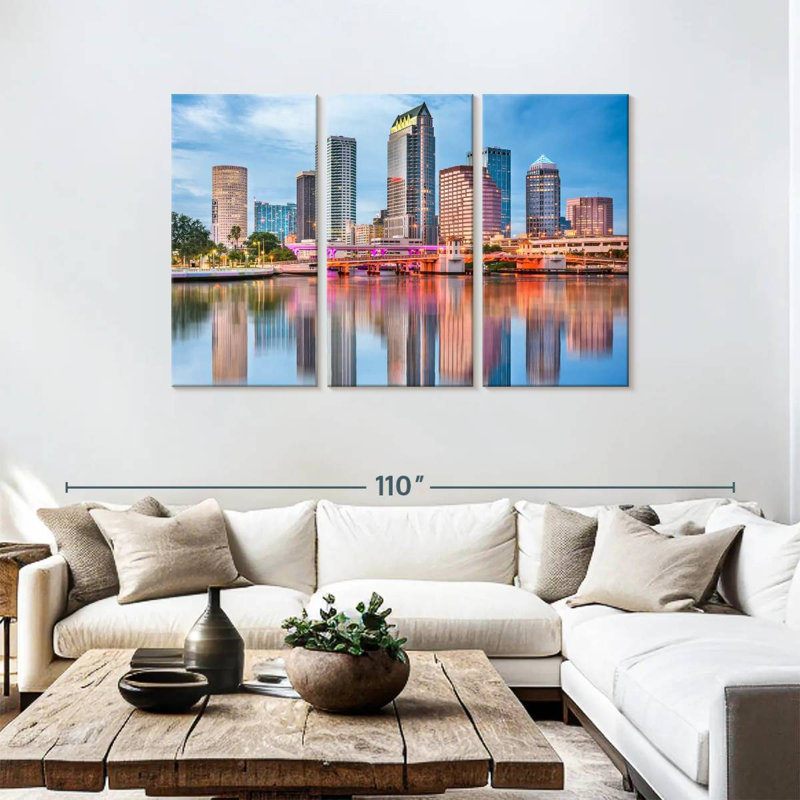 Sireci Tampa, 48" H x 74" W