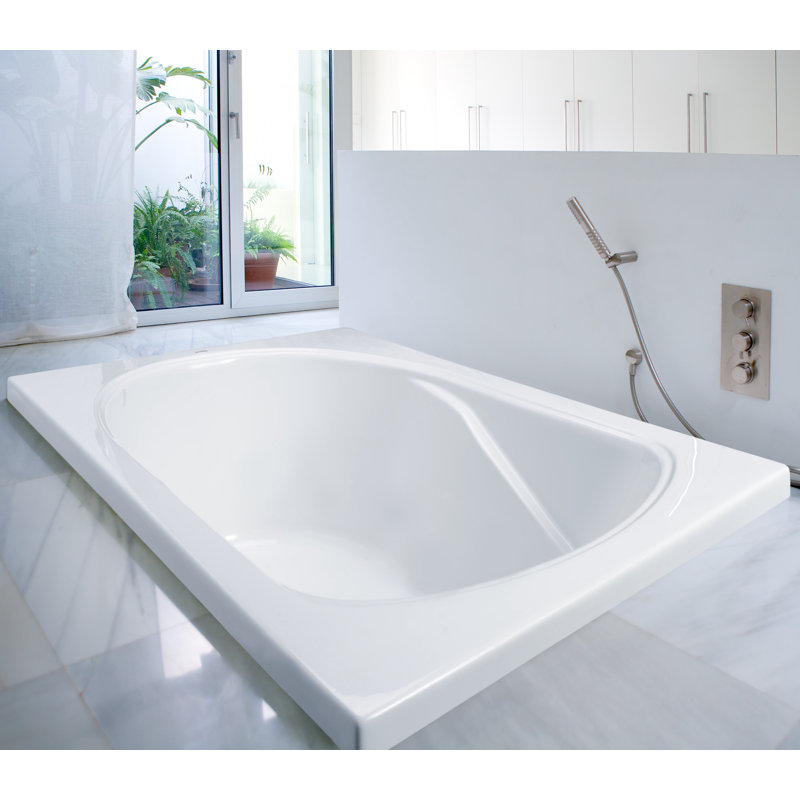 Hallmark 60'' x 32'' Soaking Acrylic Bathtub