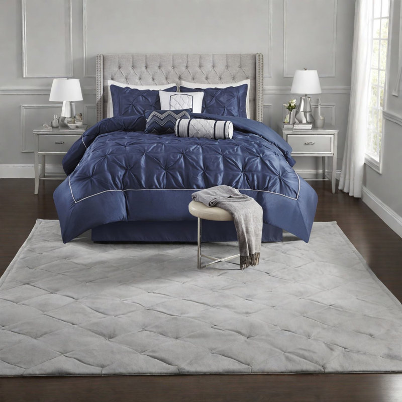 Ensembles de literie bleu marine élégant, conception capitonnée en polyester de qualité supérieure, confort de chambre à coucher
