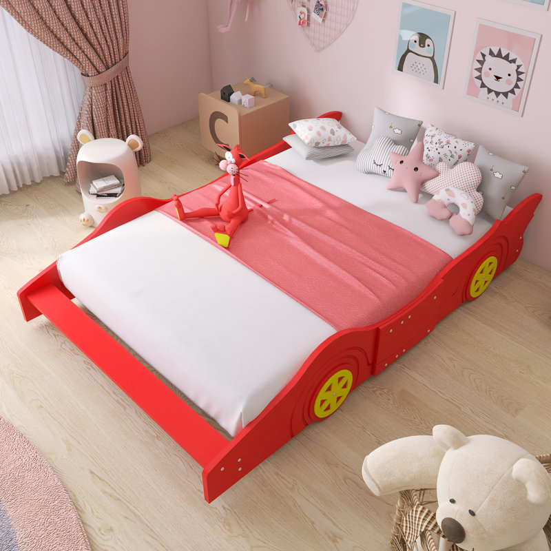 Lit plateforme 87 po en forme de voiture de course avec roues, Rouge