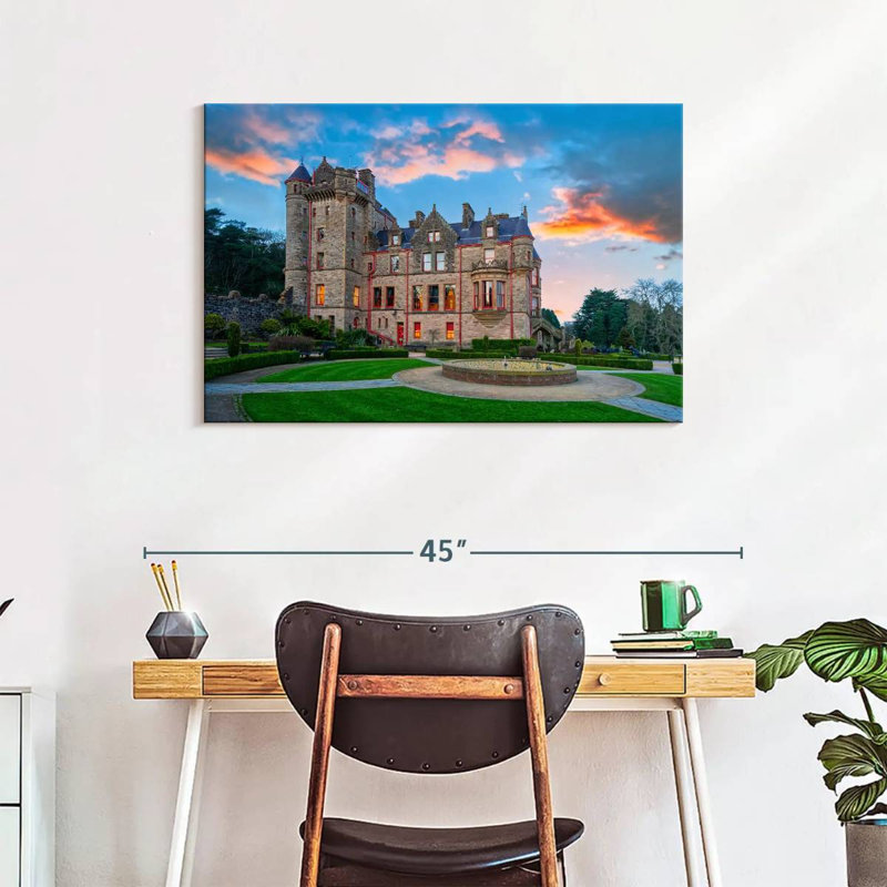 Château de Belfast en Irlande, H 24 po x l 36 po