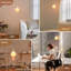 Lampe sur pied à DEL moderne avec base lestée, 65 pouces, finition brillante, ampoule E26, idéale pour le salon, la chambre à coucher et le bureau