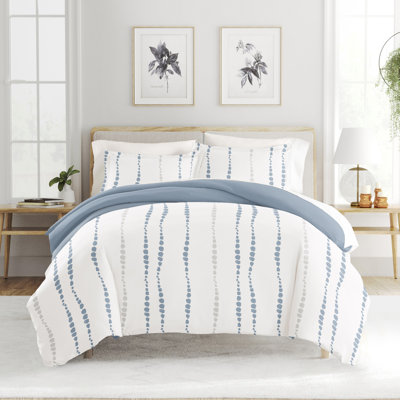  Urban Vibe Pattern Reversible Duvet Cover Set