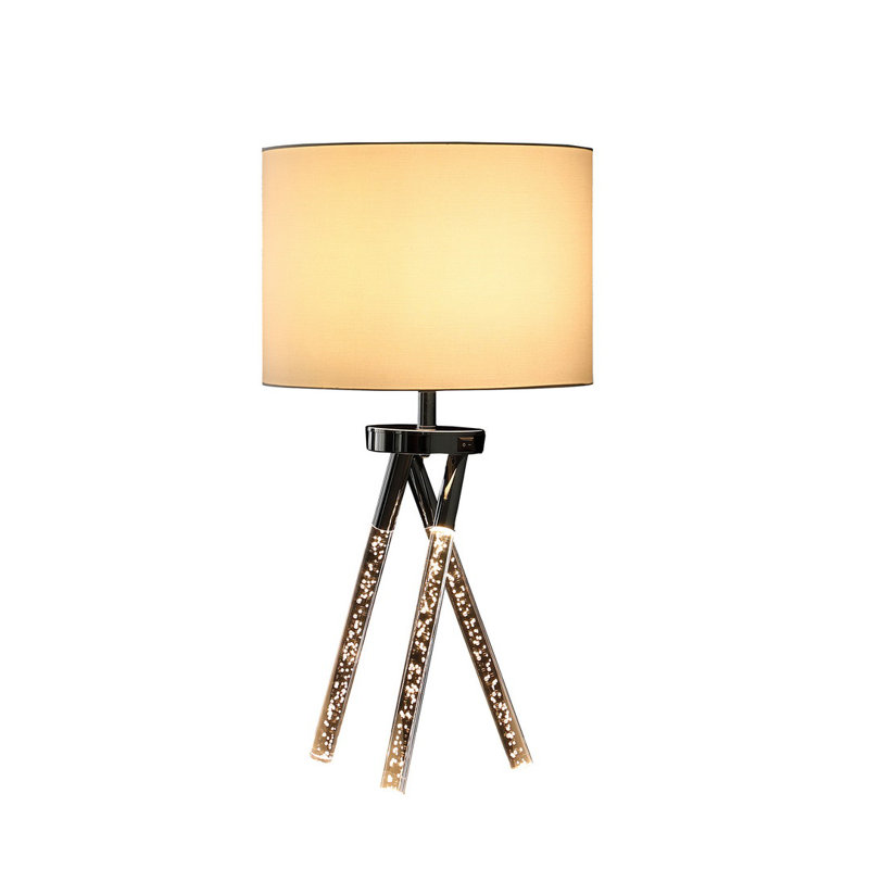Lampe de table en métal argenté 26,25 po Mid-Century Birgit