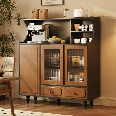 Buffet en noyer massif et bois manufacturé
