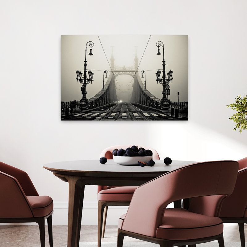 «Misty City Bridge», impression abstraite de l'architecture murale de la ville rétro, H 24 po x l 36 po