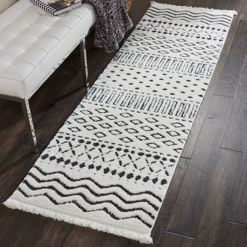 Beacham Southwestern Area Rug, Runner 66 x 229cm