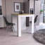 Table pour îlot de cuisine, deux pieds, trois tablettes latérales, blanc / pin