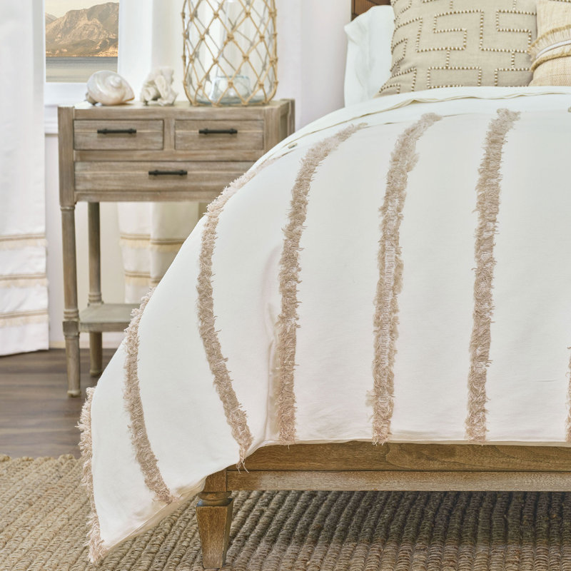 Wren Bedding, Super Queen Comforter