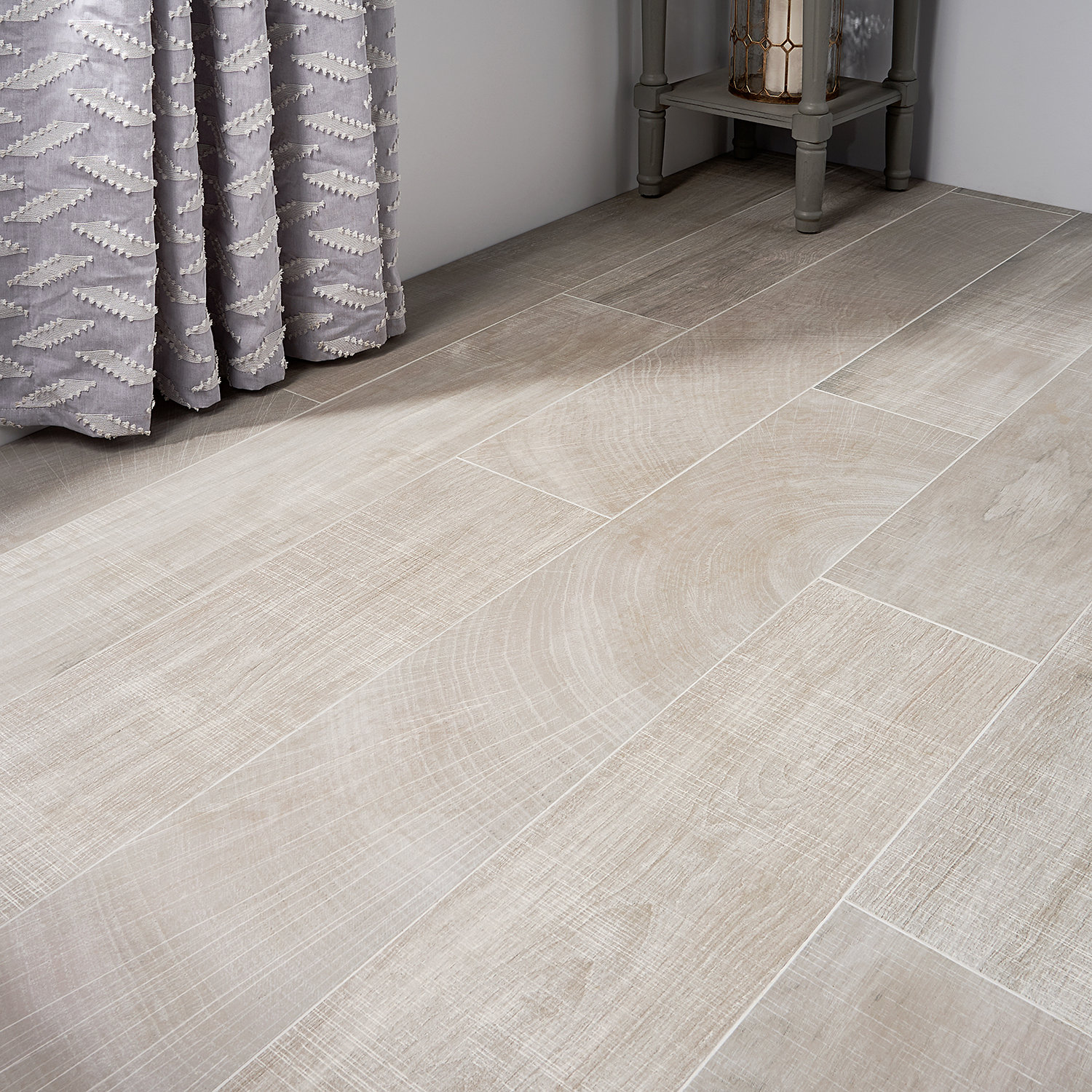 Auburn 8" x 48" Porcelain Wood Look Tile, Gray