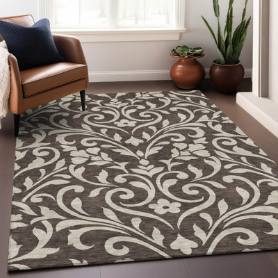 Malek Washable Floral Indoor / Outdoor Rug