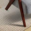 Chaise d'appoint moderne rembourrée avec accoudoirs souples de 23,8 po de largeur avec pieds en bois massif (ensemble de 7)-634669870